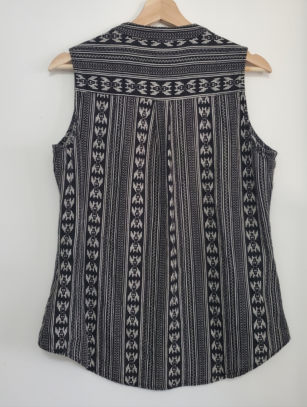 Weatherproof Linen Medium Sleeveless Blouse Boho Western Top Boho Shirt Black